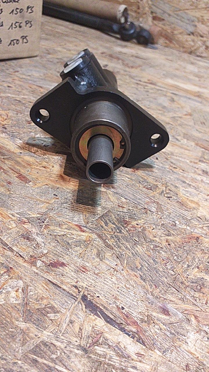 Astra F Kadett E Vectra A Hauptbremszylinder original GM Opel NEU