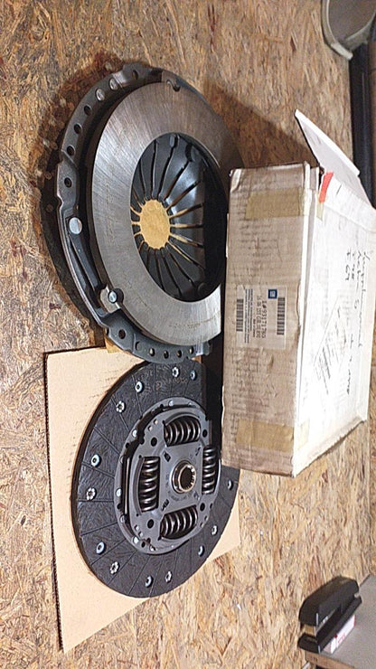 Astra G Bj 1998 T98, F69 Kupplungssatz original GM Opel NEU