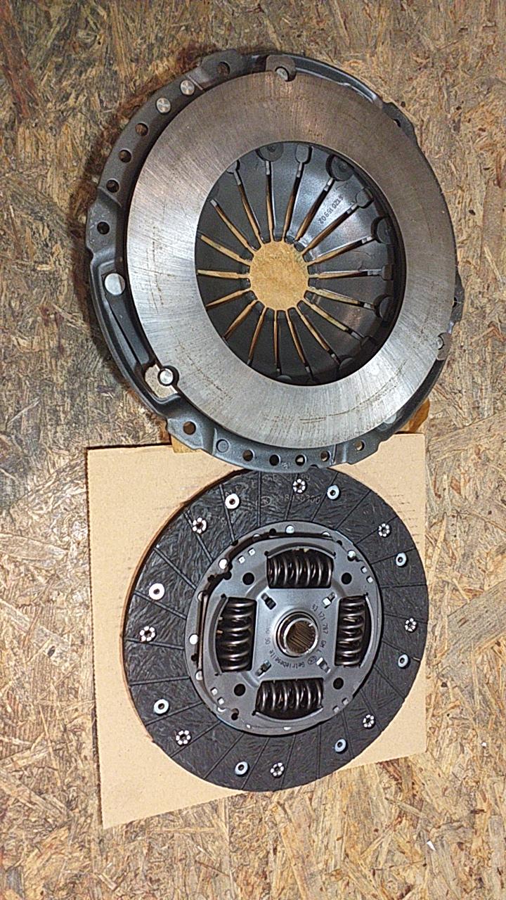 Astra G Bj 1998 T98, F69 Kupplungssatz original GM Opel NEU