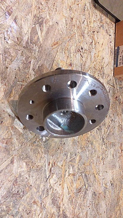 Omega A Radzapfen Hinterachse original GM Opel NEU