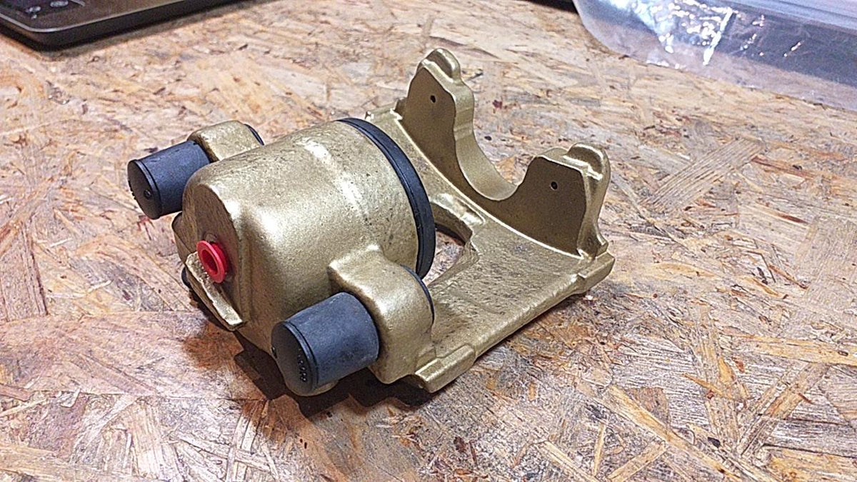 Astra F Corsa B Bremssattel vorne rechts original GM Opel NEU