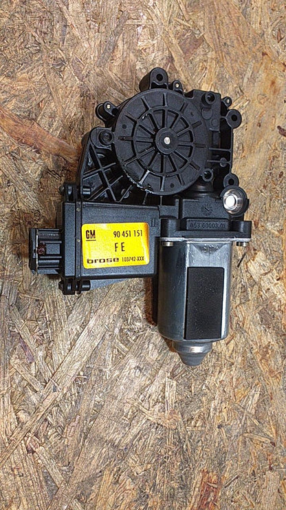Astra F 3-Türer E-Fenstermotor vorne links original GM Opel NEU
