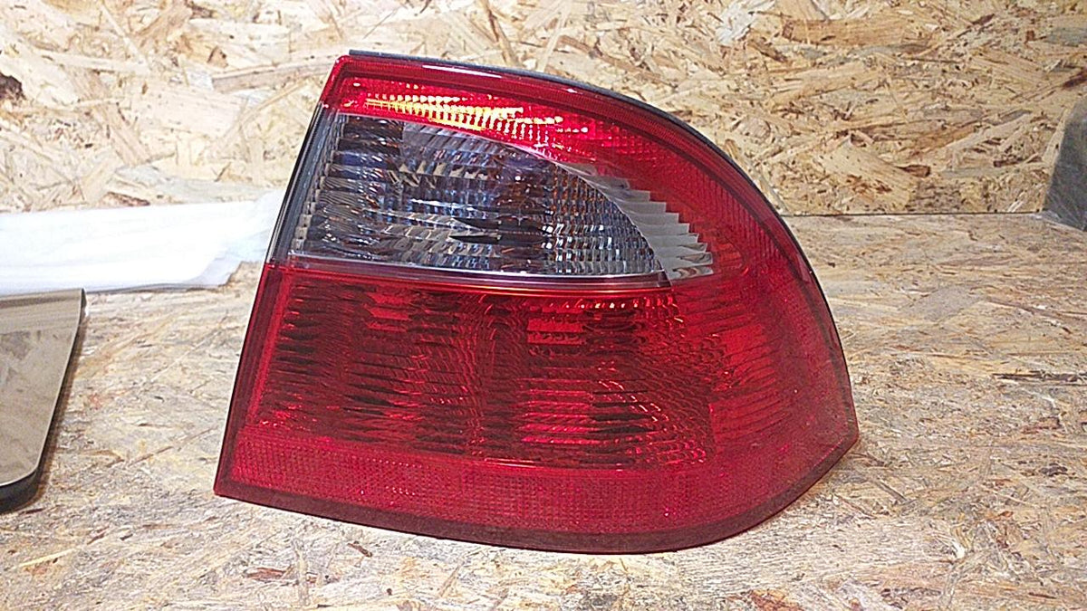 Saab 9-5 Rückleuchte rechts original SAAB NEU