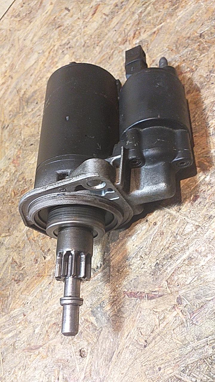 VW 12V 1,1KW Getriebe Anlasser original Bosch NEU