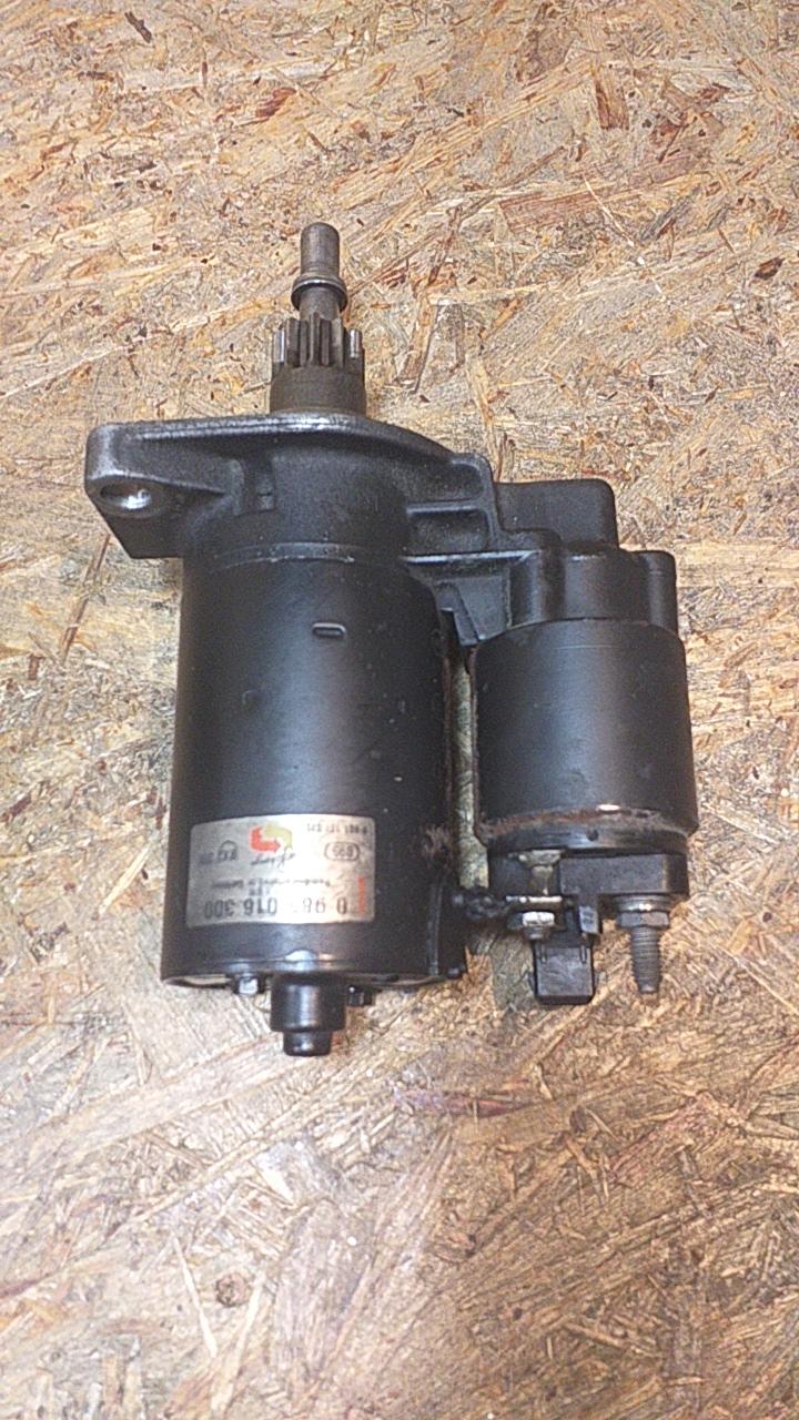 VW 12V 1,1KW Getriebe Anlasser original Bosch NEU