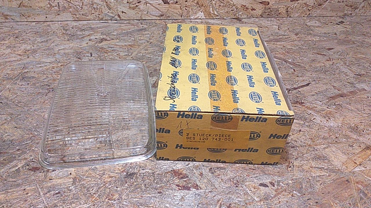 MAN F90 Streuscheibe original Hella NEU