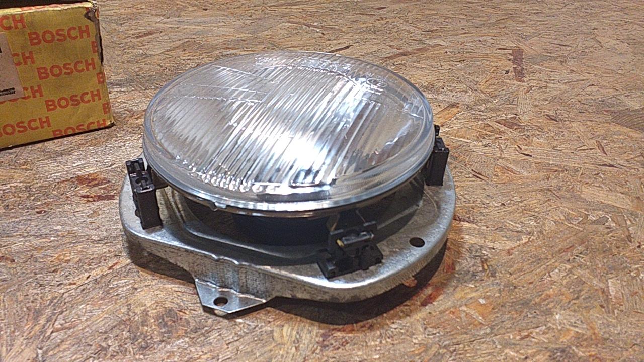 Audi50 VW Polo1,2 Scheinwerfer original Bosch NEU