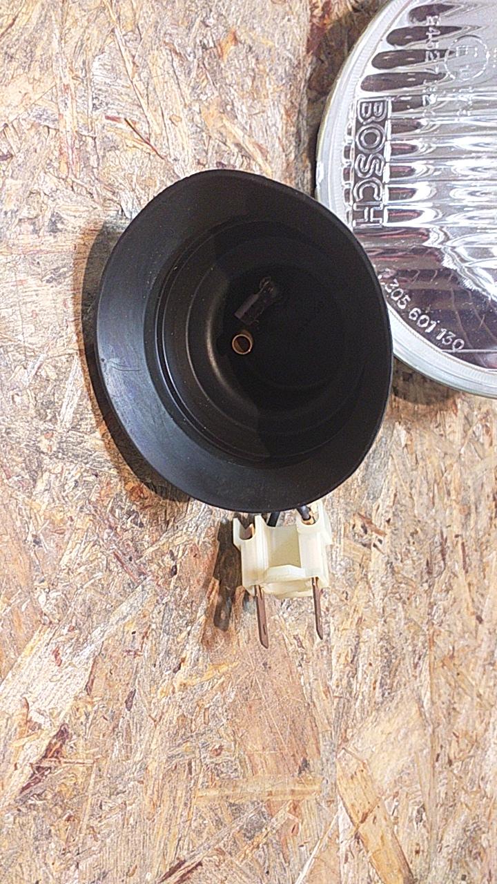 Toyota Mazda Scheinwerfer original Bosch NEU