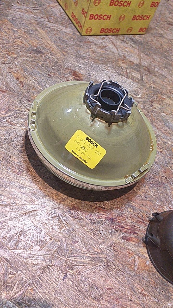 Mercedes Benz 280SE/300SE Scheinwerfer original Bosch NEU