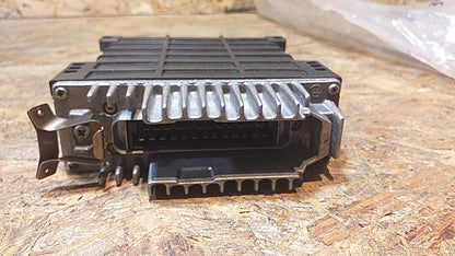 Mercedes Benz W124/ W201 Motorsteuergerät mit Relais original Bosch NEU