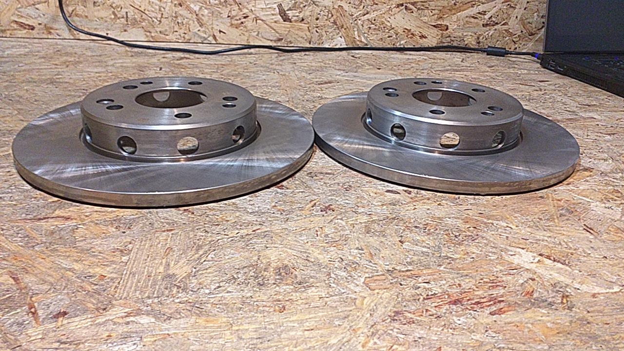 Mercedes Bremsscheiben vorne original Bosch NEU