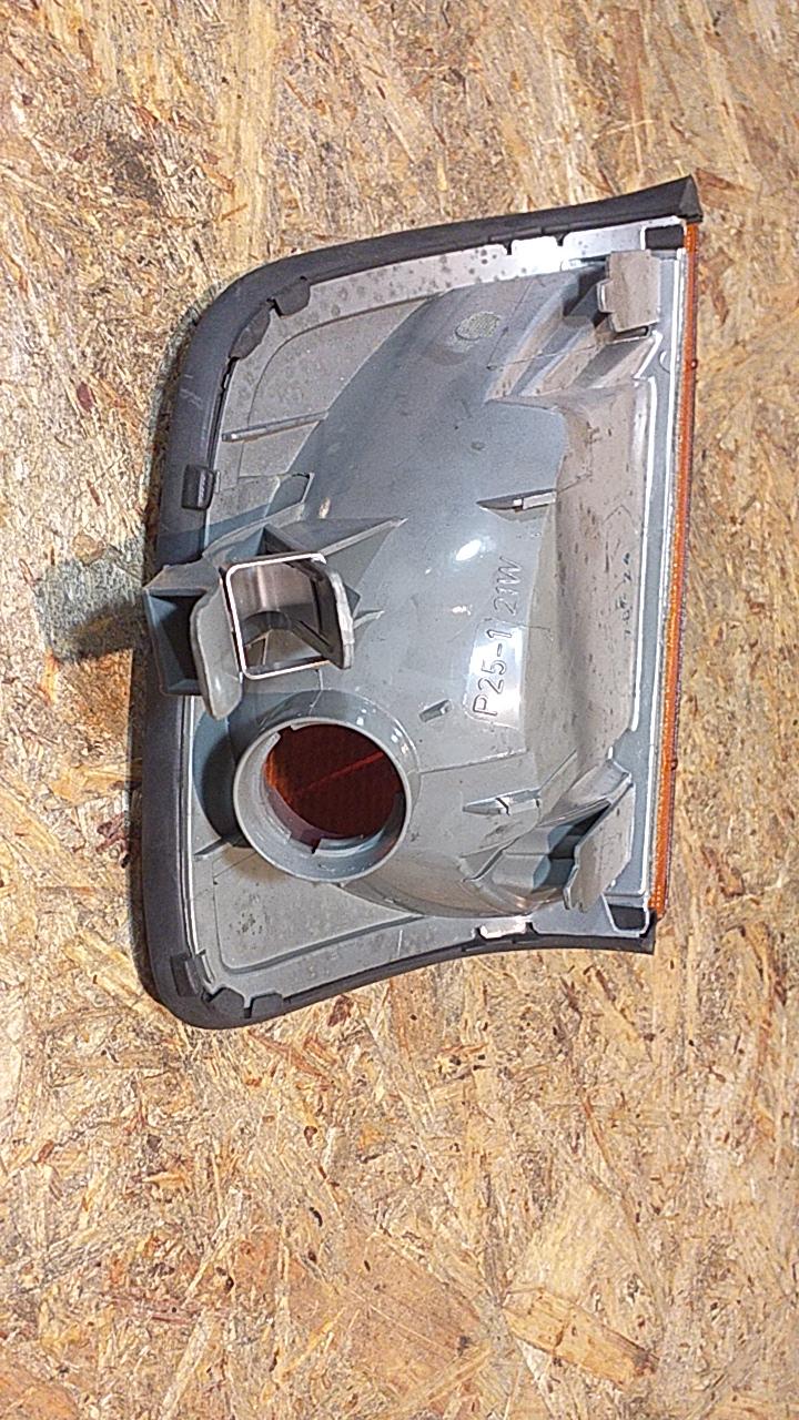 Mercedes E-Klasse Blinker vorne rechts original Hella NEU