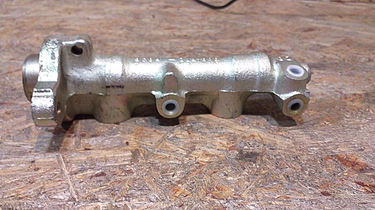 Kadett D Ascona C Hauptbremszylinder original Bosch NEU