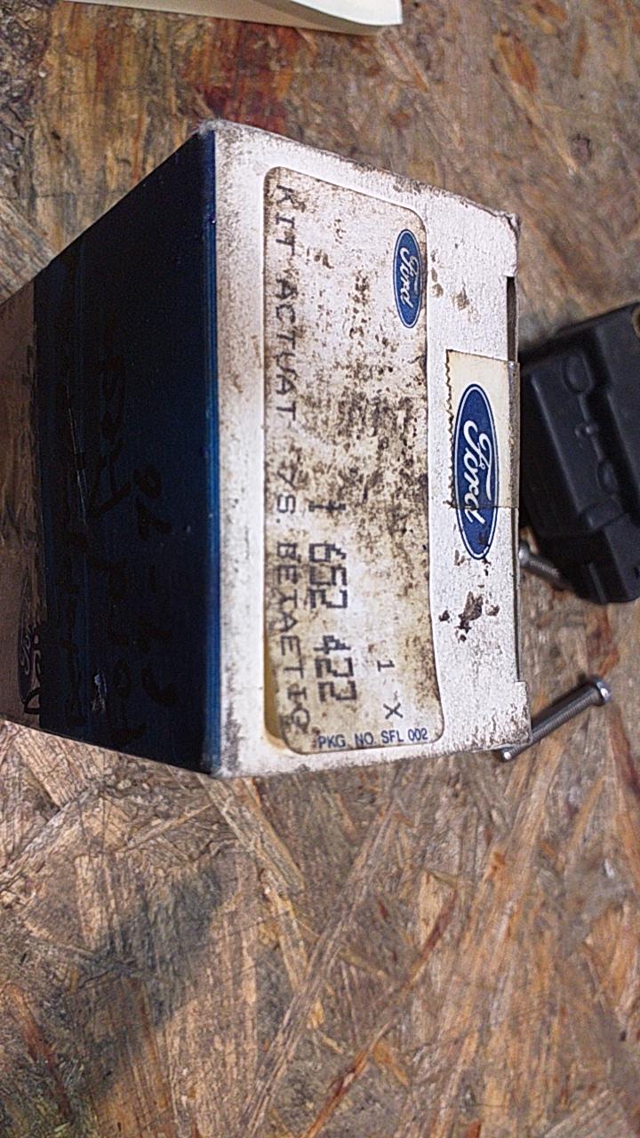 Ford Fiesta Reparatursatz Bestätigungszylinder original Ford NEU