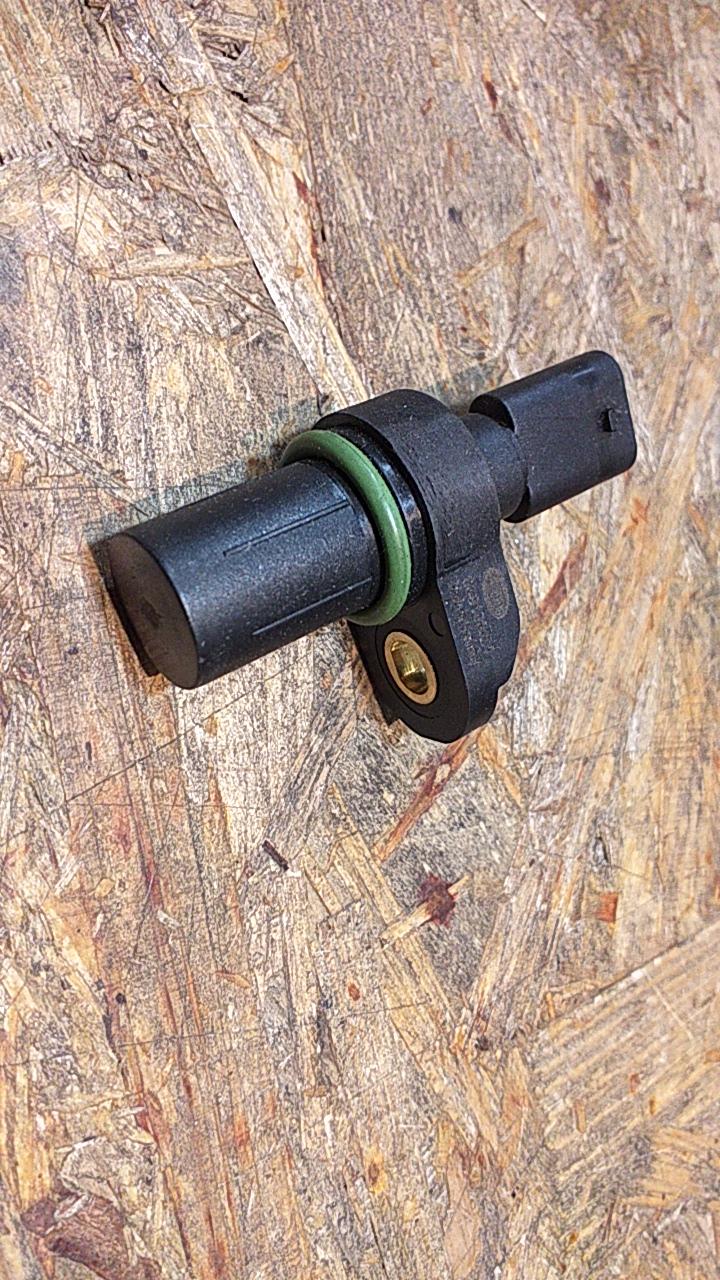 Toyota Auris Nockenwellensensor original Hella NEU