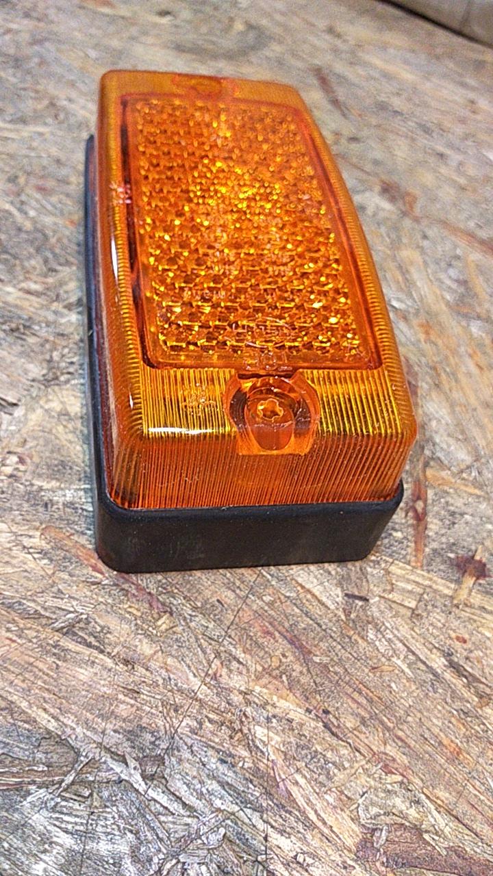 Oldtimer Youngtimer Seitenmakierungsleuchte original Hella NEU