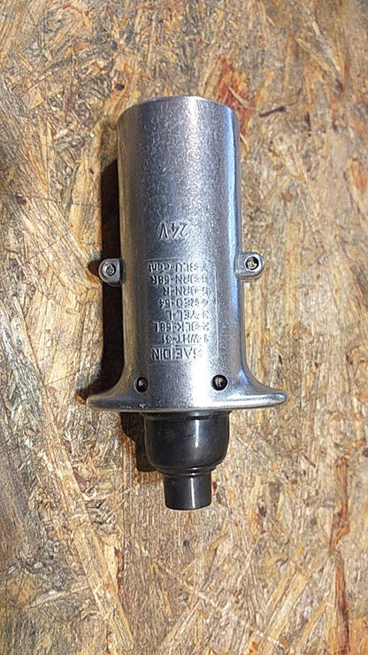Original HB 24V Stecker Universal NEU