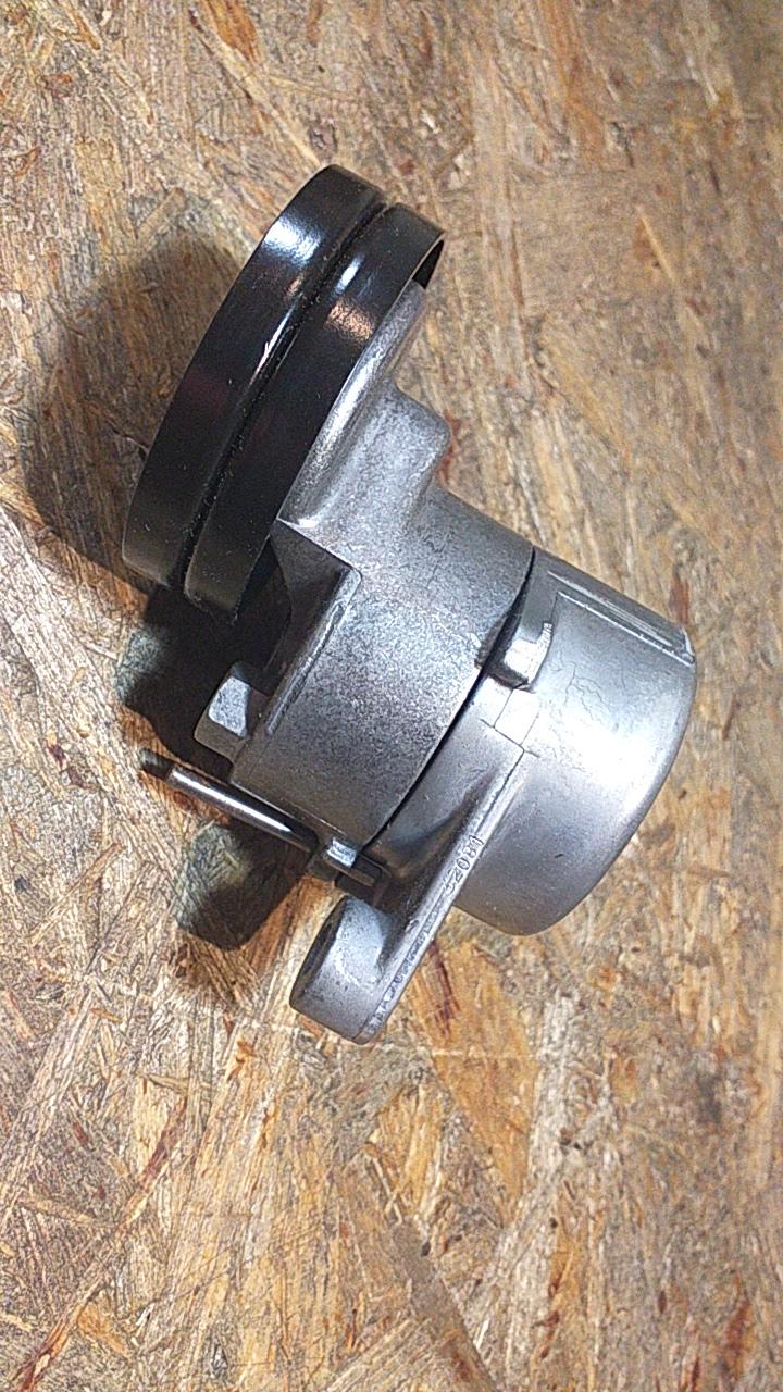 Astra G 1.4, 1.6,1.8 Spannrolle Keilrippenriemen original GM Opel NEU