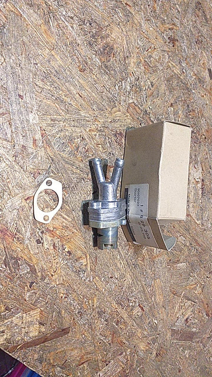 Kadett C/D/E Manta Ascona B Anschlußstutzen Vergaser Varajet original GM Opel NEU