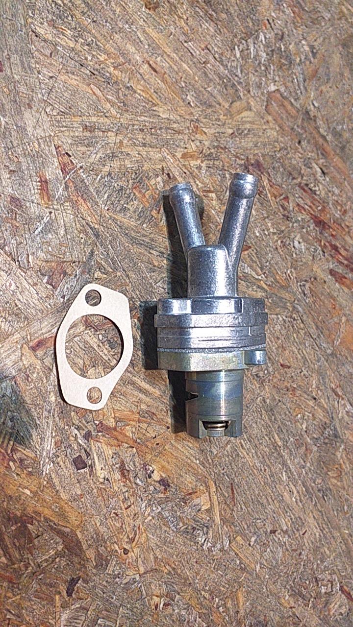Kadett C/D/E Manta Ascona B Anschlußstutzen Vergaser Varajet original GM Opel NEU
