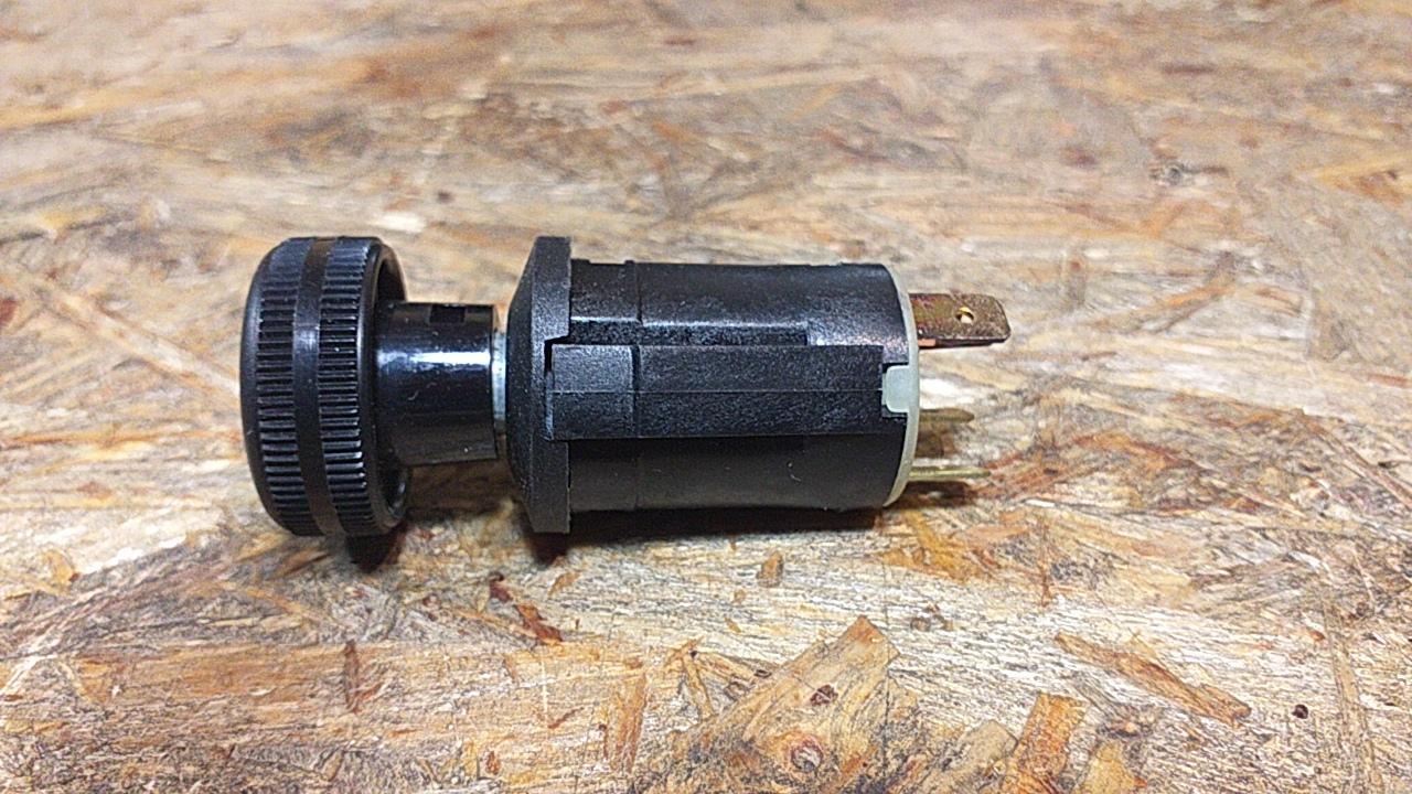 Kadett D Schalter Heckscheibenheizung original GM Opel NEU