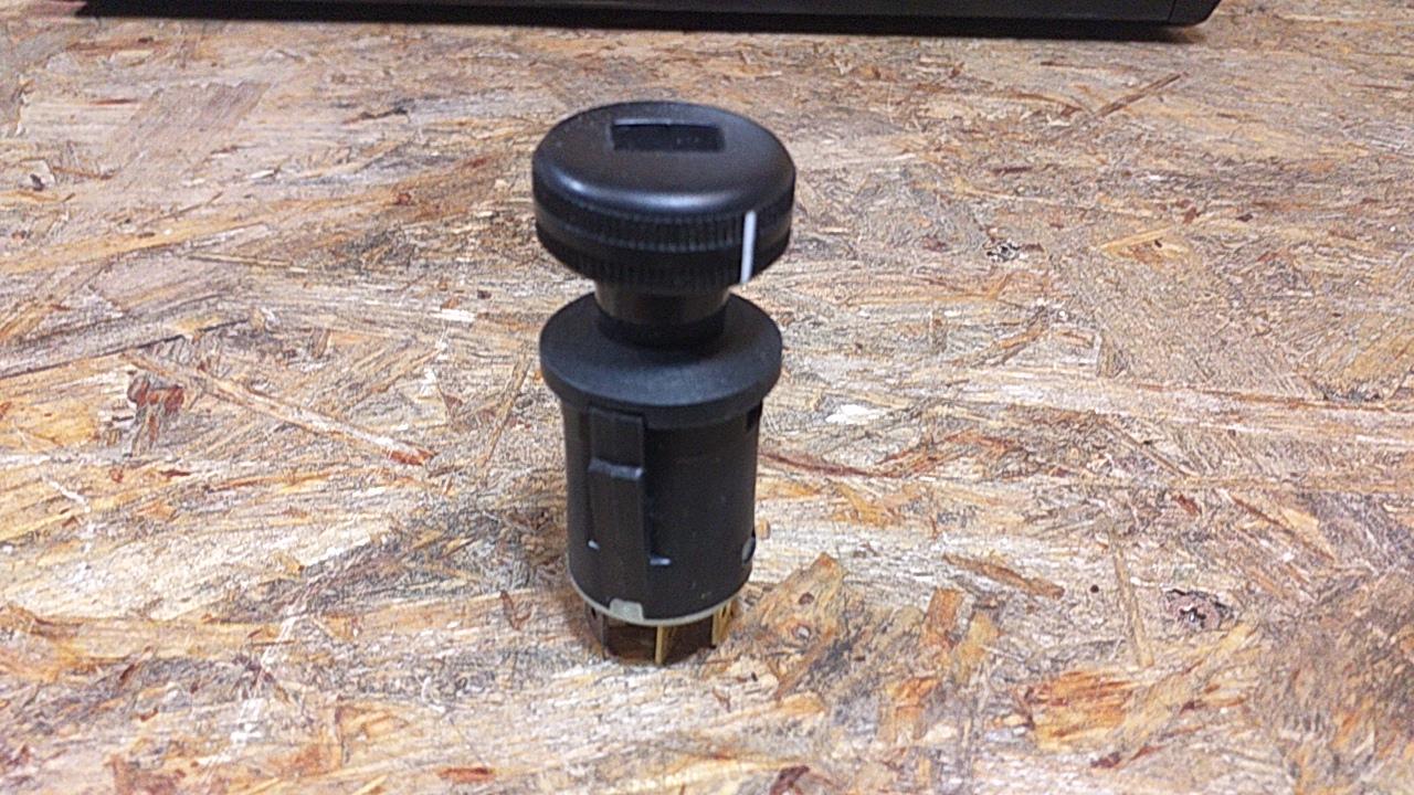 Kadett D Schalter Heckscheibenheizung original GM Opel NEU