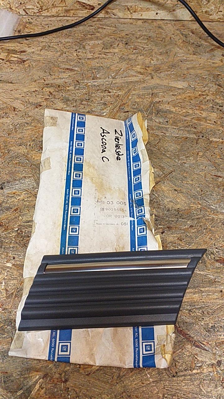 Ascona C Zierleiste original GM Opel NEU