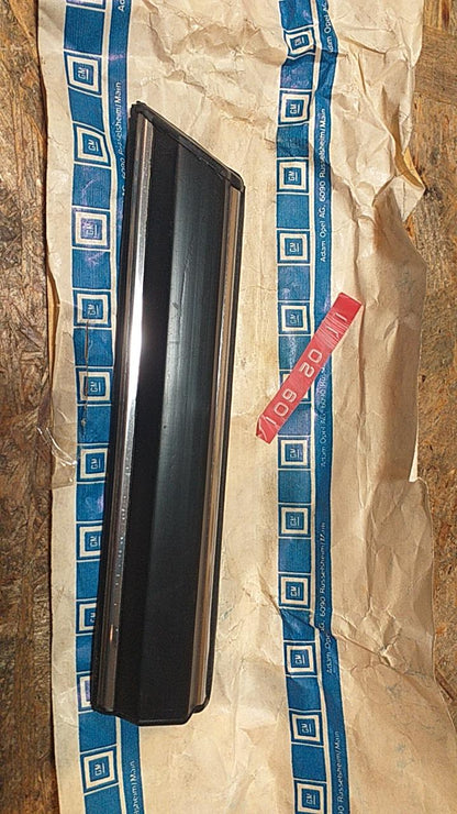 Kadett D  Zierleiste original GM Opel NEU