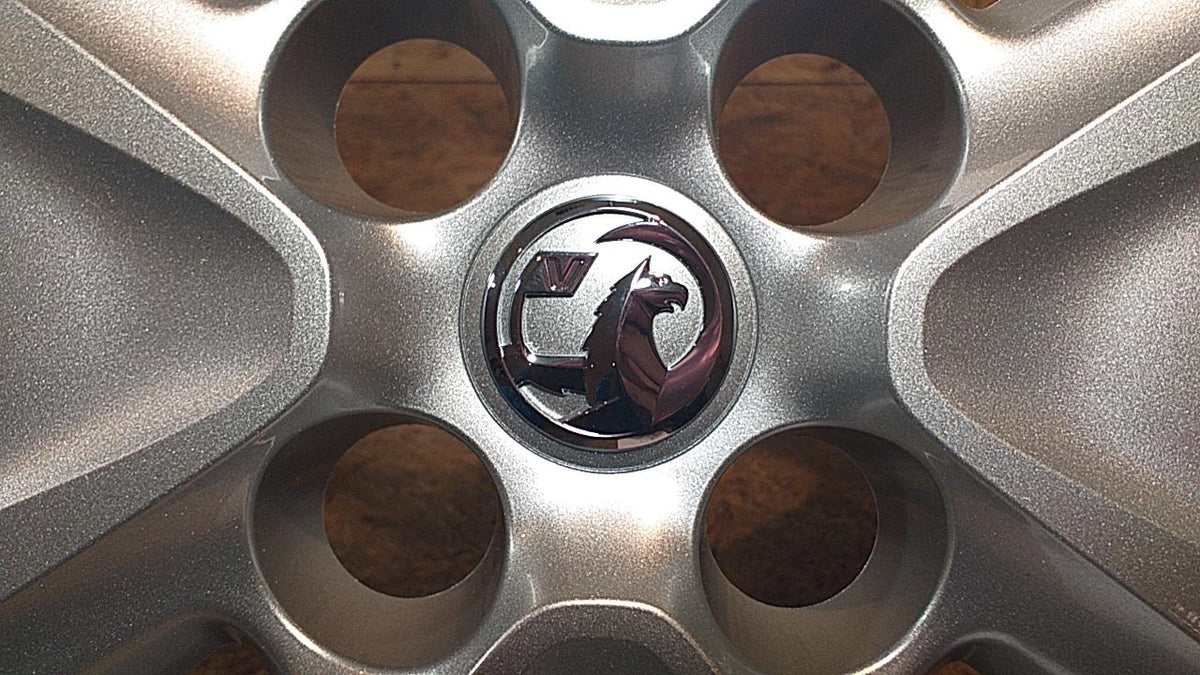Corsa E 2015-2019 Radverkleidung 15" original Vauxhall NEU
