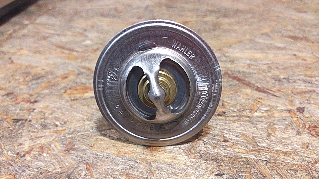 Ascona C Kadett E Vectra A Astra F/G Thermostat 92°C original GM Opel NEU
