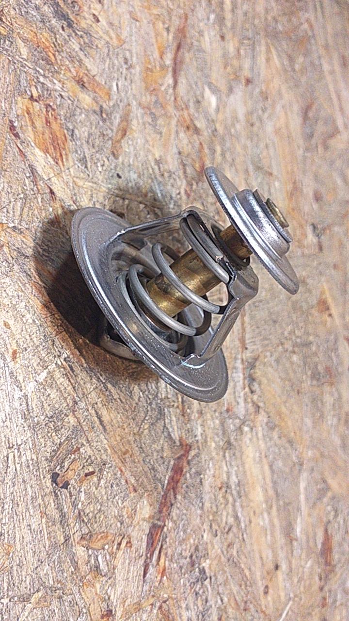 Ascona C Kadett E Vectra A Astra F/G Thermostat 92°C original GM Opel NEU