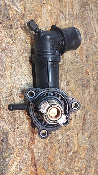 Insignia Astra J Zafira C Thermostat mit Gehäuse original GM Opel NEU