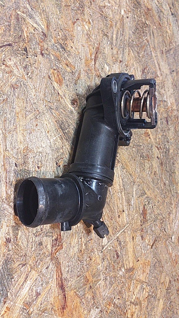 Insignia Astra J Zafira C Thermostat mit Gehäuse original GM Opel NEU