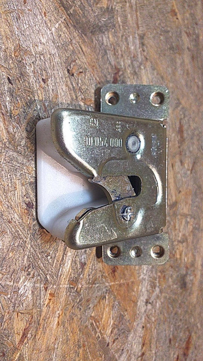 Kadett D Heckklappenschloss original GM Opel NEU