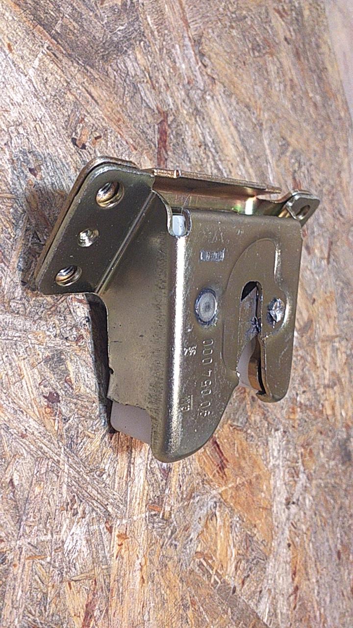 Kadett D Heckklappenschloss original GM Opel NEU