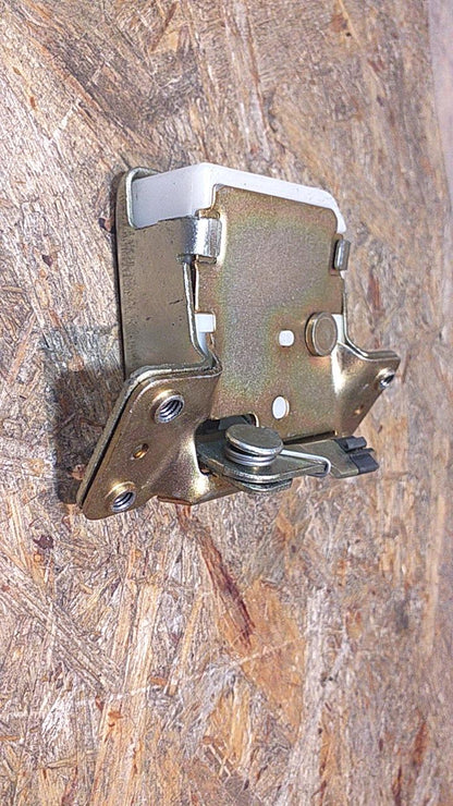 Kadett D Heckklappenschloss original GM Opel NEU