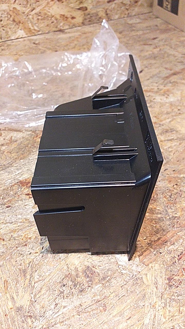 Kadett E Karsettenfach selten original GM Opel NEU