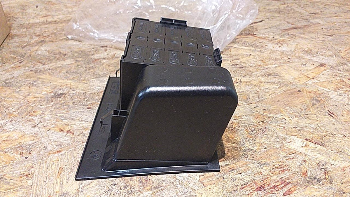 Kadett E Karsettenfach selten original GM Opel NEU