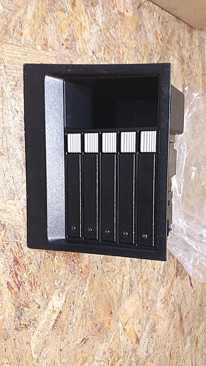 Kadett E Karsettenfach selten original GM Opel NEU