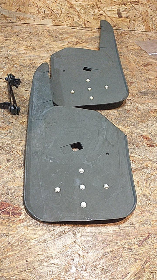 Kadett E Caravan Schmutzfänger original Opel NEU