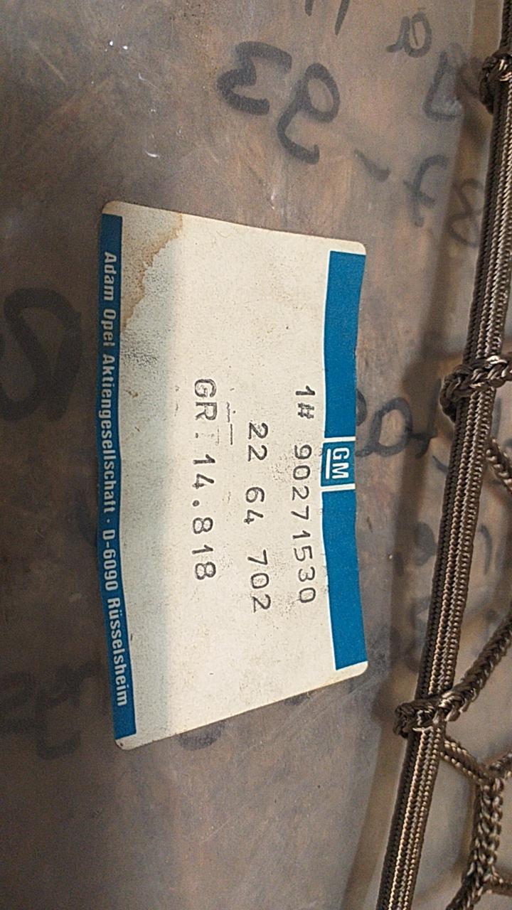 Omega A 87- 93 Netztasche Rücksitz vorne braun original GM Opel NEU