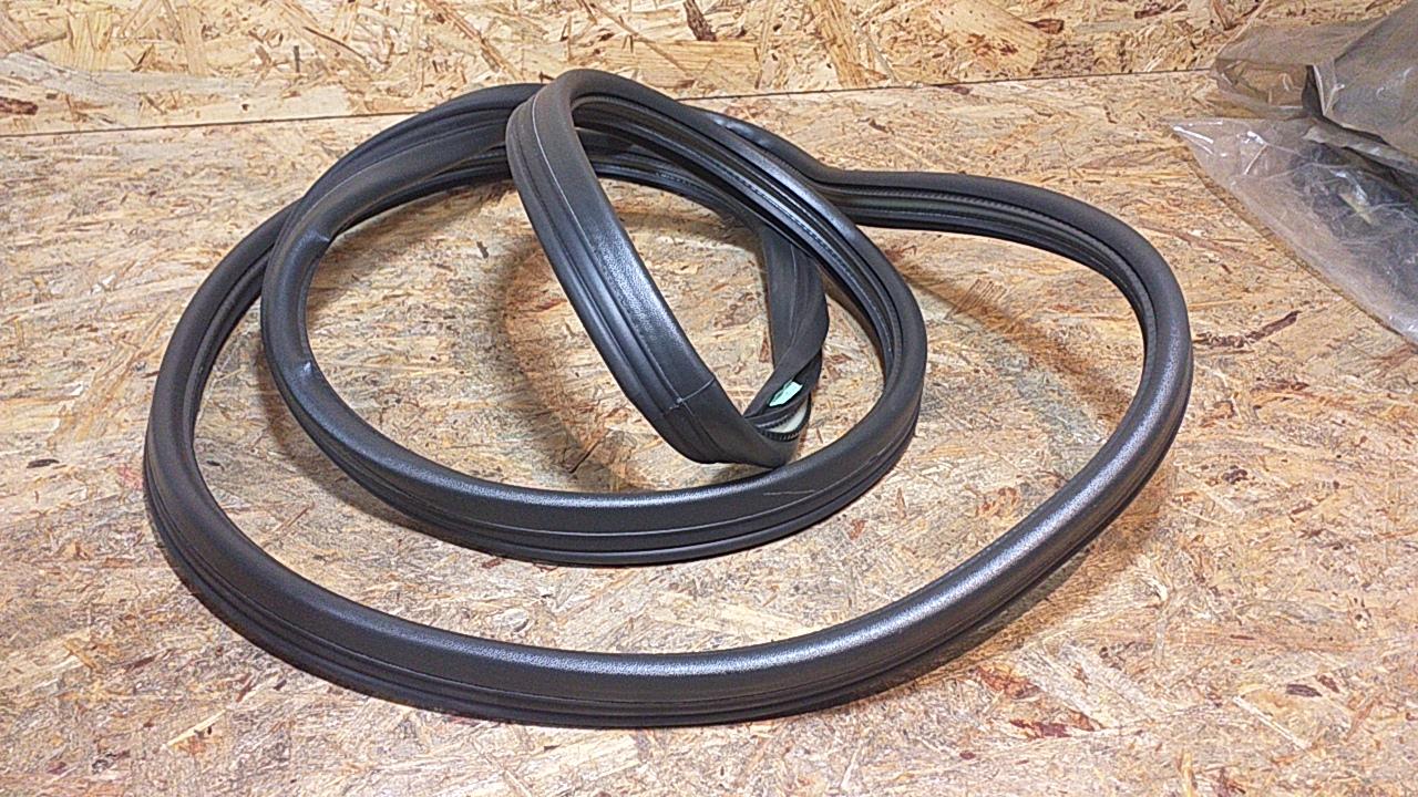 Astra Classic/ F Gummiabdichtung Hintertüre mit Falschabdeckung anthrazit original GM Opel NEU