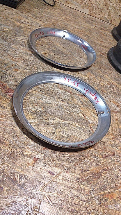 Kapitän 53-57 Set Zierringe an Scheinwerfer aus Altbestand original Bosch NEU