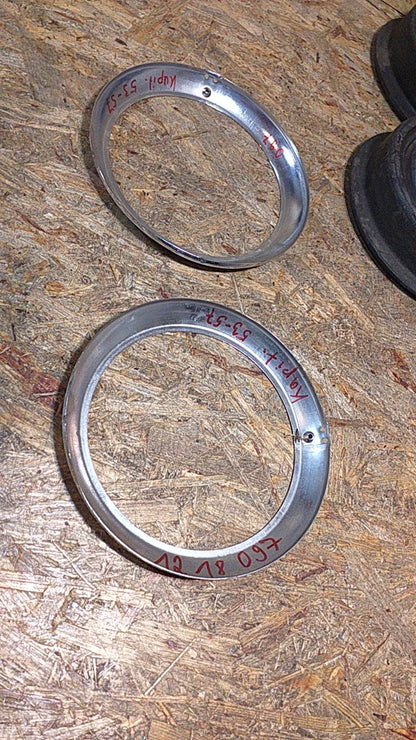 Kapitän 53-57 Set Zierringe an Scheinwerfer aus Altbestand original Bosch NEU