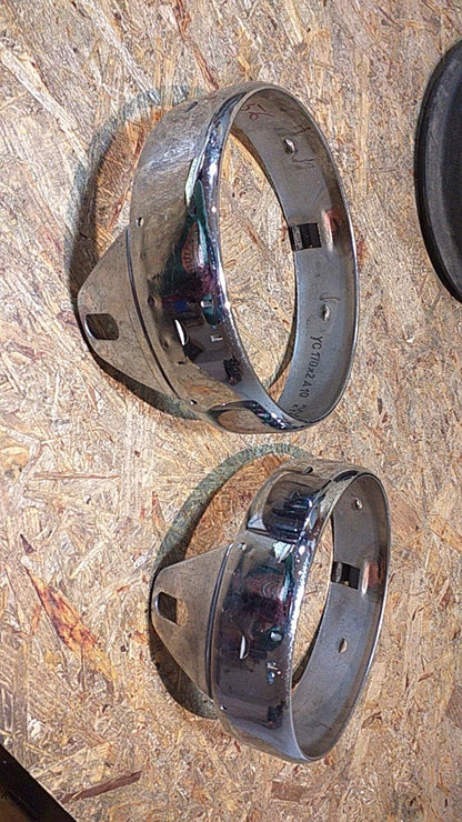 Olympia 56 Bj Set Zierringe an Scheinwerfer original Bosch NEU