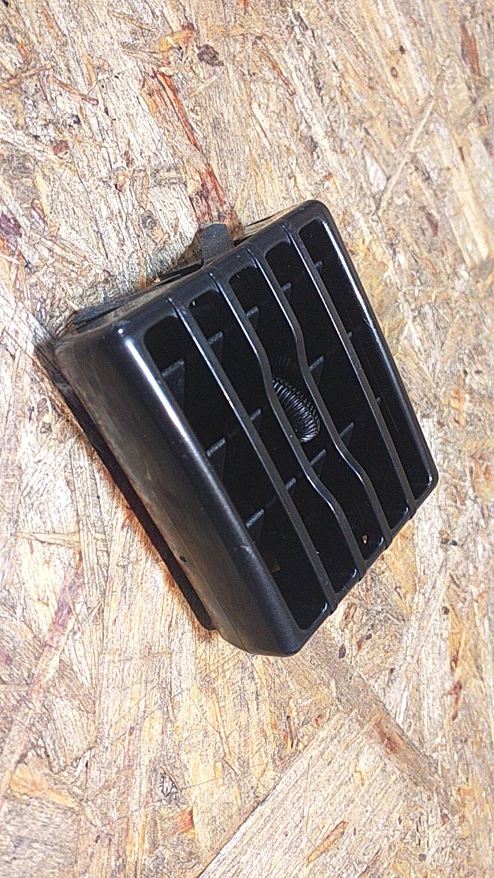 Kadett Corsa A Lüftungsgitter original GM Opel NEU