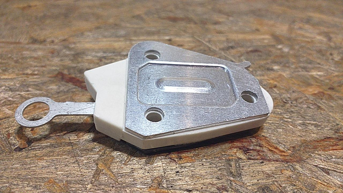 Ascona Calibra Corsa A Lichtmaschinenregler original GM Opel NEU