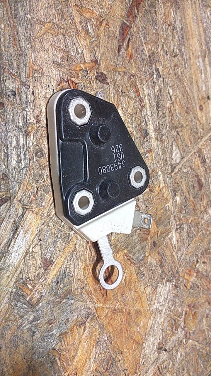 Ascona Calibra Corsa A Lichtmaschinenregler original GM Opel NEU