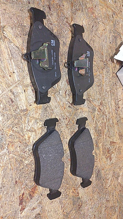 Vectra A Turbo Calibra A Bremsbelagsatz original GM Opel NEU