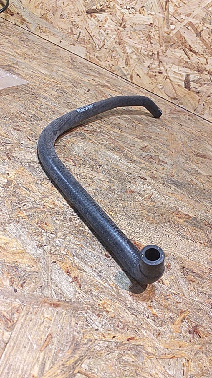 Corsa B Schrägheck Kühlerschlauch original GM Opel NEU